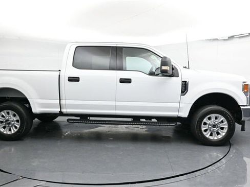 Used 2022 Ford F250 XLT w/ Snow Plow Prep Package image 15