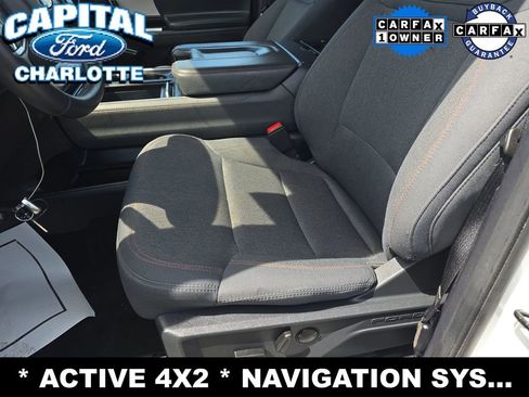 Used 2025 Ford Expedition Active image 13