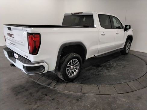 Used 2022 GMC Sierra 1500 AT4 image 4