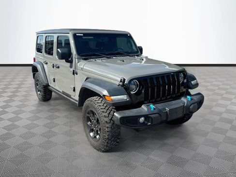 Used 2023 Jeep Wrangler Unlimited w/ Sun & Screen Package AWD/4WD image 4
