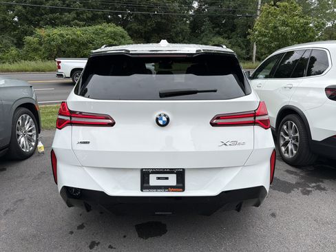 Used 2025 BMW X3 xDrive30i AWD/4WD image 6