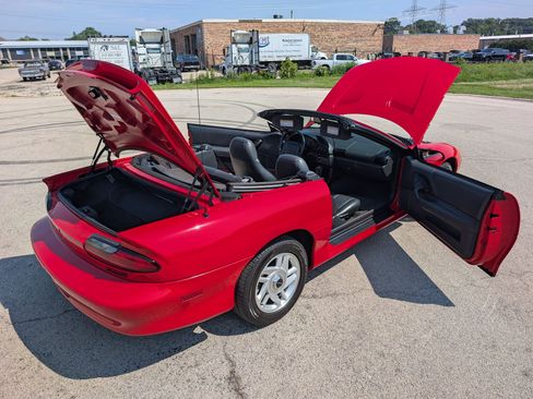 Used 1994 Chevrolet Camaro Z28 RWD image 52