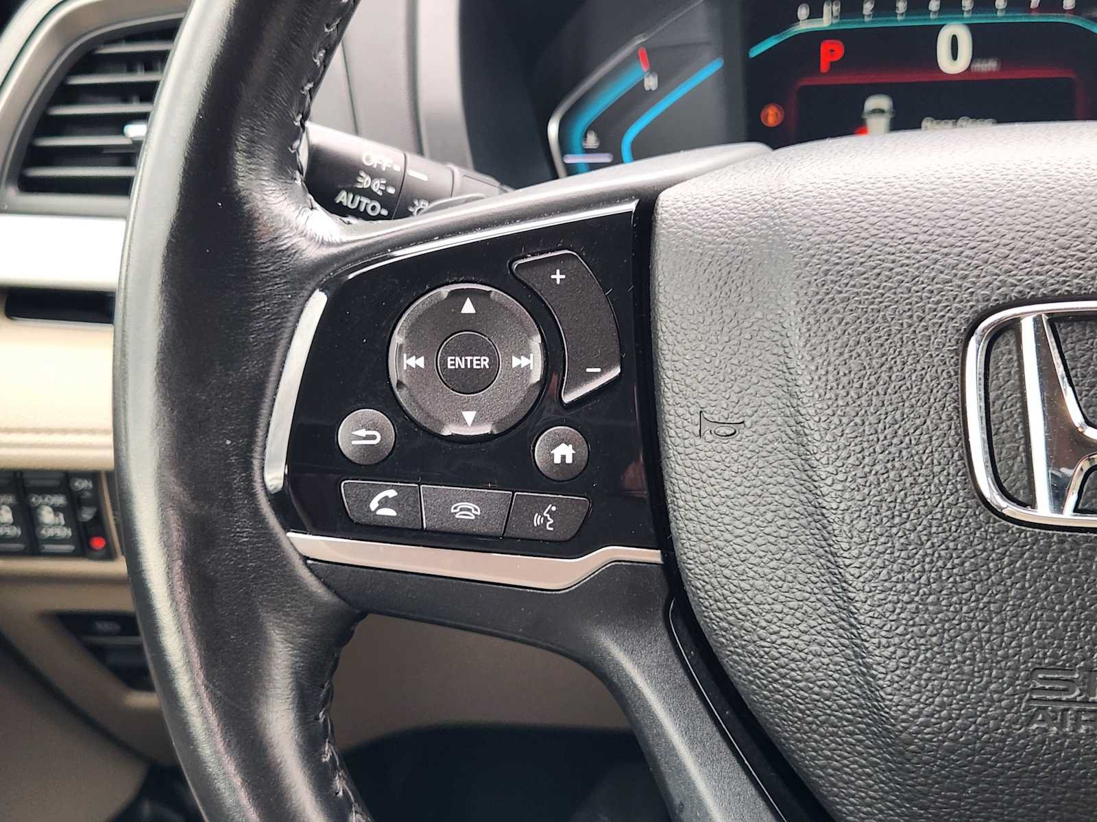 Used 2018 Honda Odyssey Elite image 26