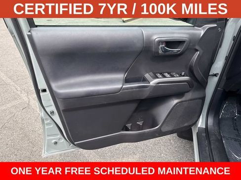 Used 2023 Toyota Tacoma TRD Off-Road AWD/4WD image 13