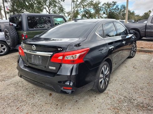 Used 2019 Nissan Sentra SV w/ Special Edition Package image 7