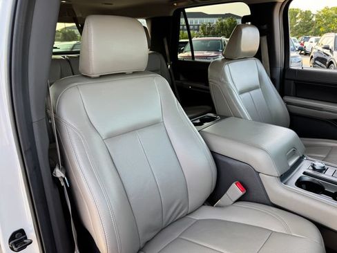 Used 2021 Ford Expedition XLT AWD/4WD image 22