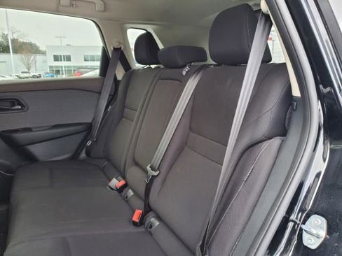 Used 2023 Nissan Rogue S image 14