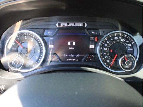 Used 2021 RAM 1500 Laramie w/ Sport Appearance Package AWD/4WD image 18