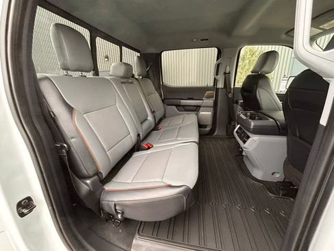 Used 2024 Ford F150 Lariat AWD/4WD image 42