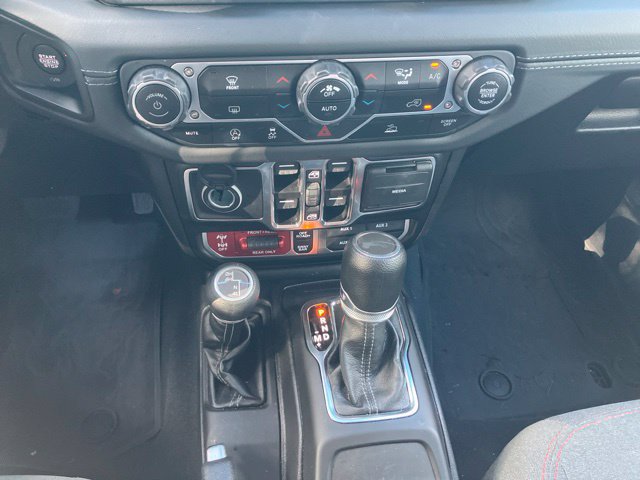 Used 2024 Jeep Wrangler Unlimited Rubicon AWD/4WD image 14