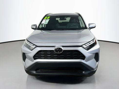Used 2025 Toyota RAV4 XLE w/ Convenience Package FWD image 11