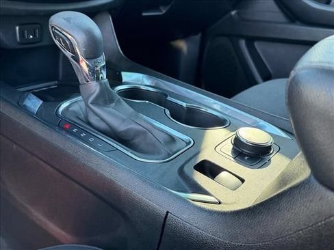 Certified 2023 Chevrolet Traverse LT FWD image 23