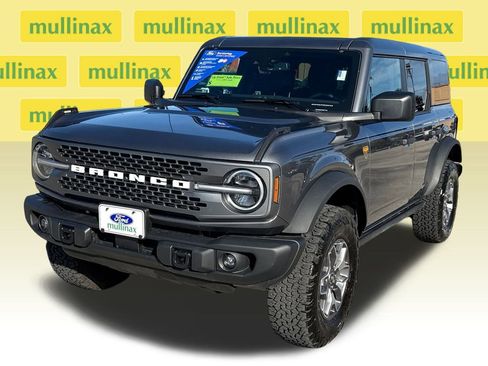 Certified 2025 Ford Bronco Badlands image 10