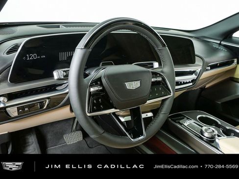 Used 2024 Cadillac Lyriq Sport w/ Nappa Leather Package AWD/4WD image 4