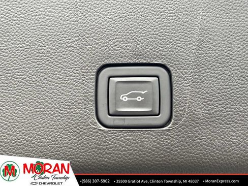 Certified 2023 Chevrolet Traverse Premier w/ LPO, Floor Liner Package AWD/4WD image 13