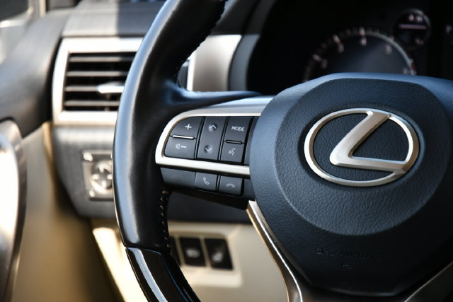Used 2021 Lexus GX 460 Premium w/ Premium Package AWD/4WD image 26