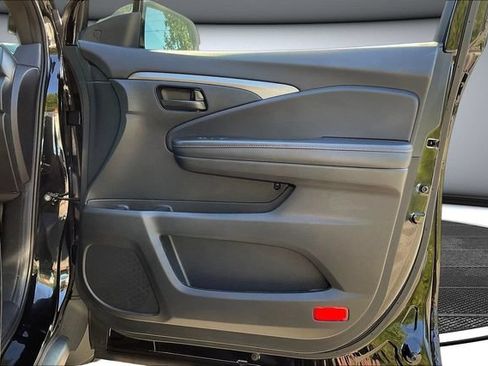 Certified 2023 Honda Passport TrailSport image 30