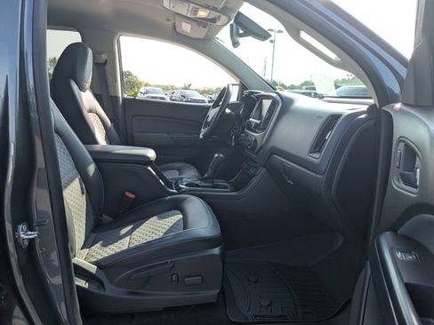 Used 2015 Chevrolet Colorado Z71 RWD image 25