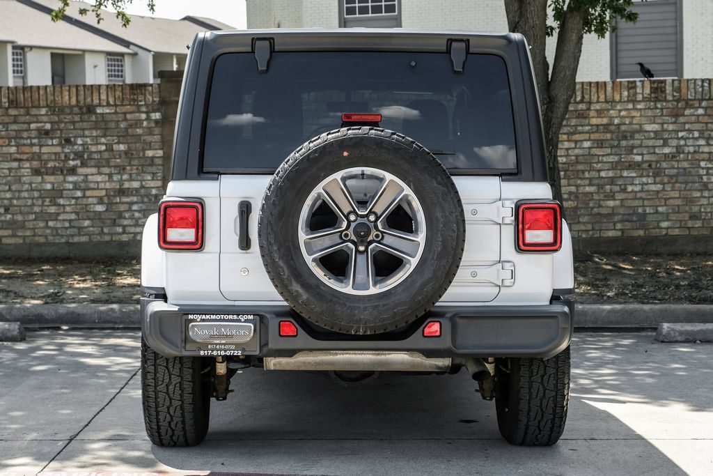 Used 2020 Jeep Wrangler Unlimited Sahara AWD/4WD image 19