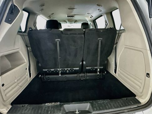 Used 2013 Dodge Grand Caravan SXT w/ Rear Park Assist Pkg FWD image 29