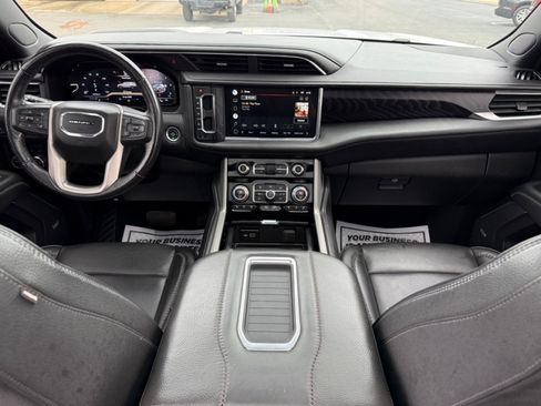 Used 2022 GMC Yukon Denali AWD/4WD image 12