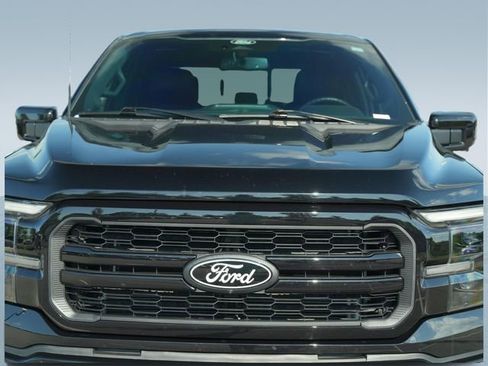 Used 2024 Ford F150 Lariat w/ Bed Utility Package AWD/4WD image 42