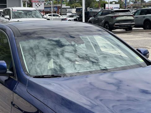 Used 2015 Hyundai Genesis 3.8 w/ Option Group 04 AWD/4WD image 12