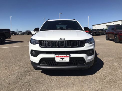 New 2026 Jeep Compass Latitude image 31