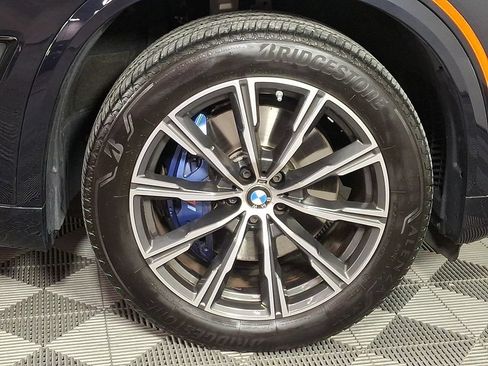 Used 2022 BMW X5 xDrive40i w/ M Sport Package AWD/4WD image 11