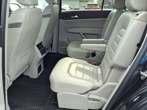 Used 2021 Volkswagen Atlas SEL Premium AWD/4WD image 7