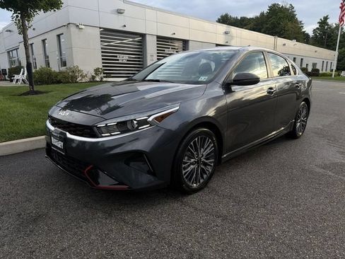 Used 2023 Kia Forte GT-Line FWD image 4