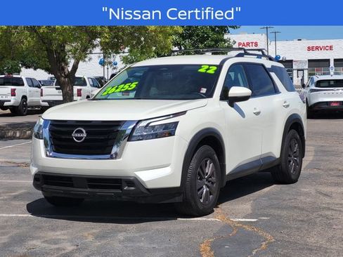 Certified 2022 Nissan Pathfinder SV w/ Cargo Package FWD image 2