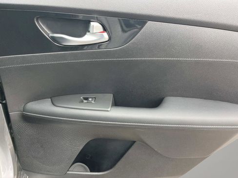 Used 2023 Kia Forte GT-Line w/ GT-Line Premium Package image 20