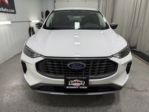 Used 2023 Ford Escape Active image 2
