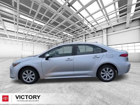 Used 2024 Toyota Corolla LE FWD image 7