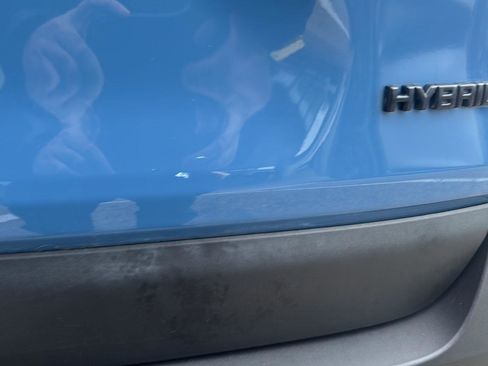 Used 2023 Toyota RAV4 AWD Hybrid image 6