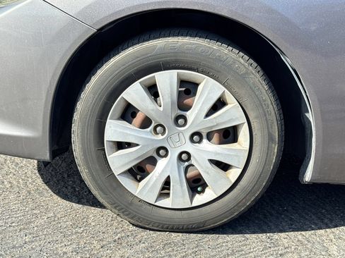 Used 2012 Honda Civic LX image 4