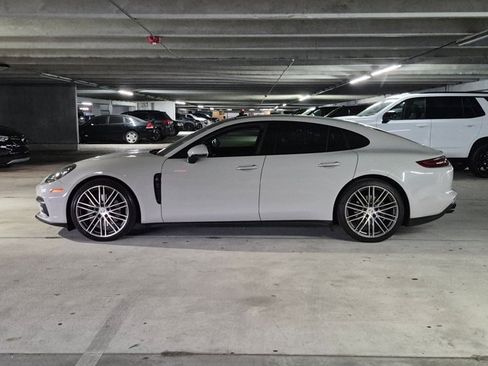 Used 2020 Porsche Panamera 4S AWD/4WD image 8