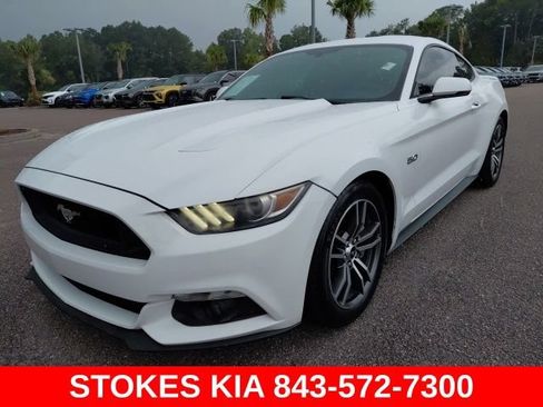 Used 2017 Ford Mustang GT Premium RWD image 1
