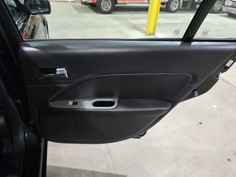 Used 2010 Ford Fusion SEL image 30