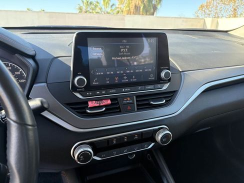 Used 2024 Nissan Altima 2.5 SR image 24