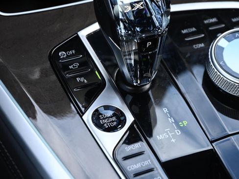 Certified 2023 BMW X5 xDrive40i w/ Executive Package image 19