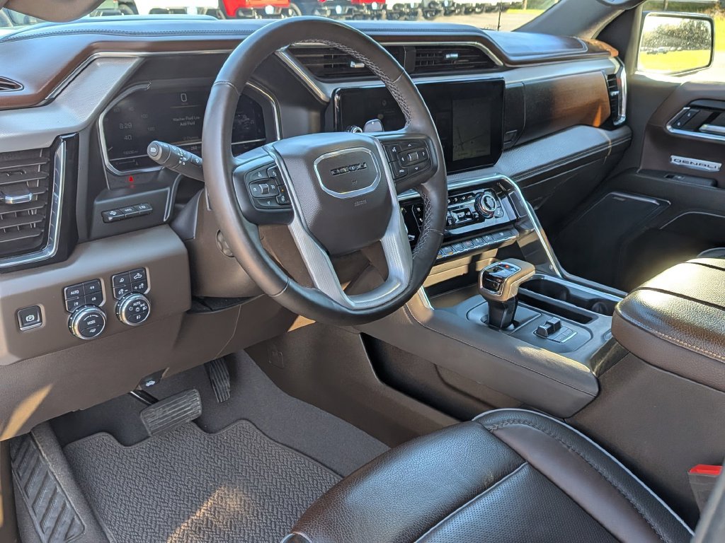 Used 2024 GMC Sierra 1500 Denali w/ Denali Reserve Package AWD/4WD image 33