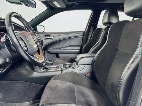 Used 2020 Dodge Charger R/T w/ Plus Group RWD image 10