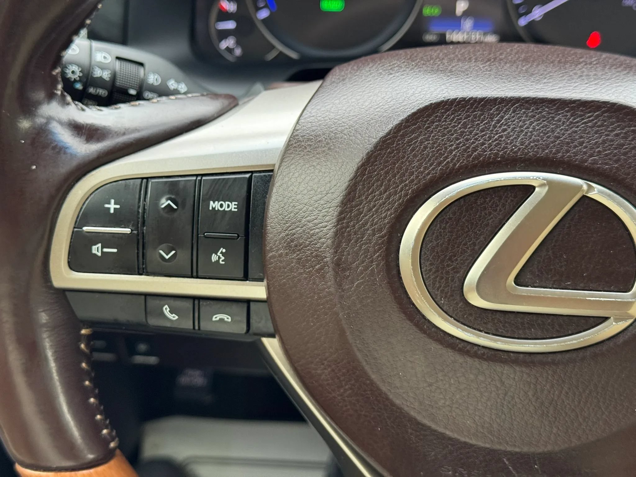 Used 2016 Lexus ES 300h FWD image 21