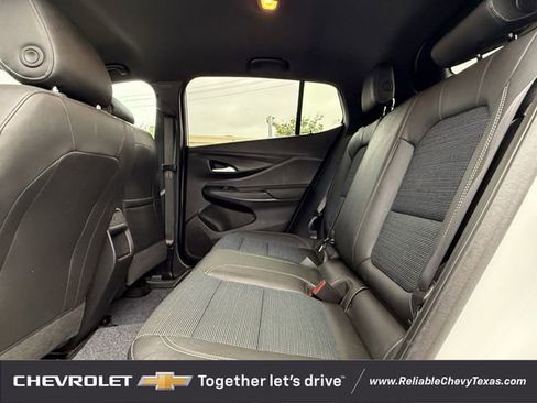 Used 2024 Buick Envista Preferred image 33