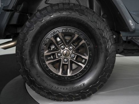 Used 2025 Jeep Wrangler Unlimited Rubicon 392 AWD/4WD image 33