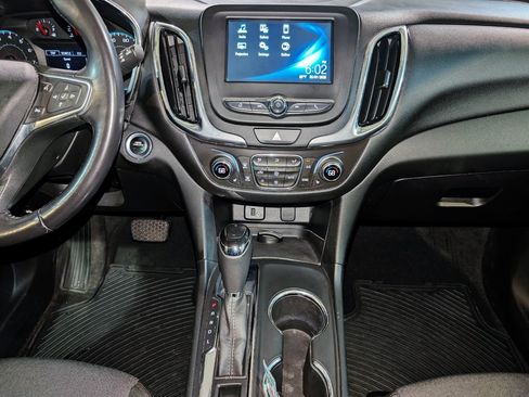 Used 2018 Chevrolet Equinox LT FWD image 33
