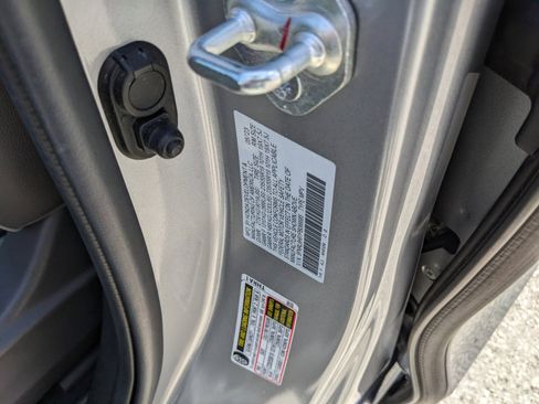 Used 2023 Honda Odyssey Elite image 42