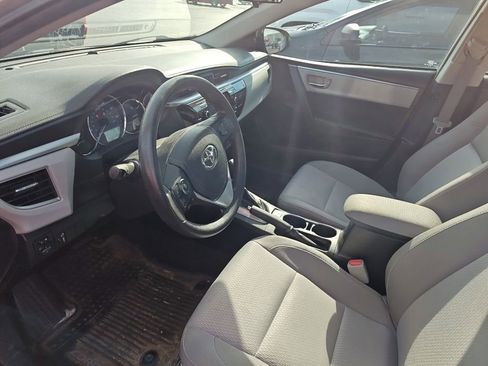 Used 2014 Toyota Corolla LE FWD image 7
